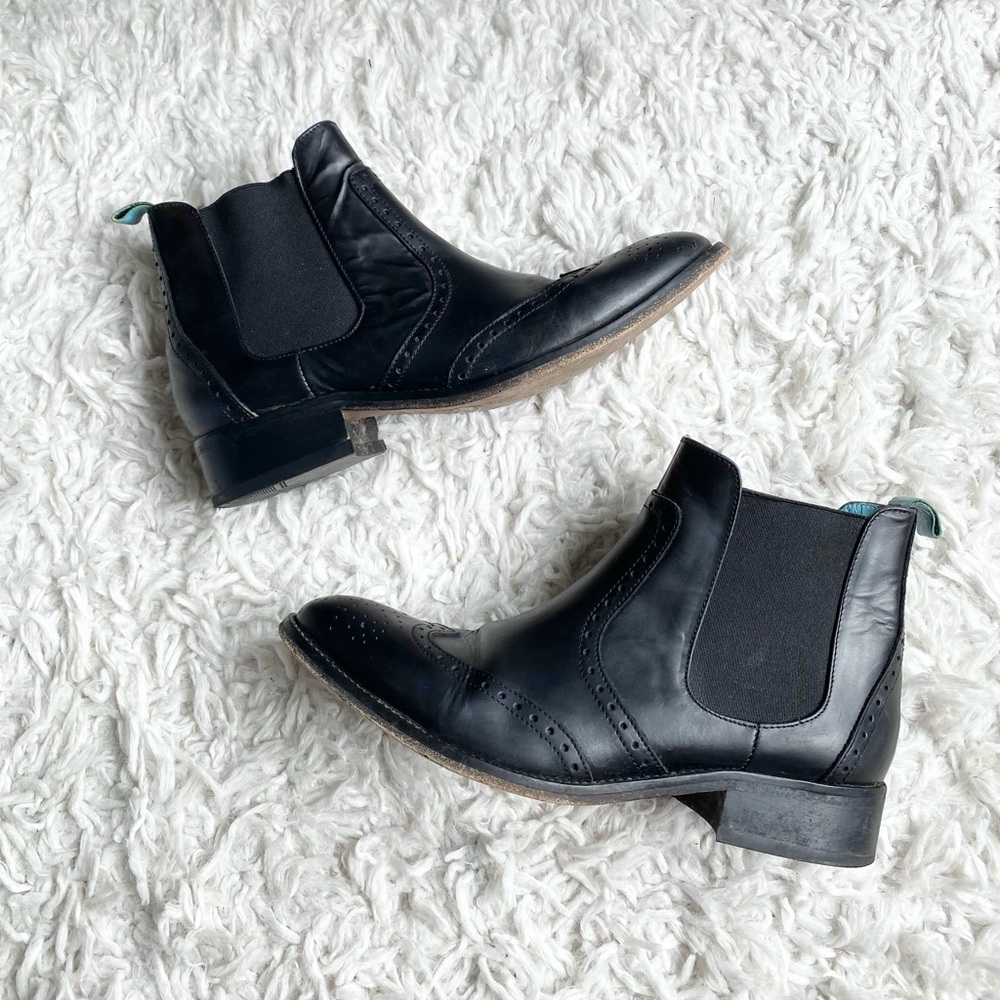 Boden black leather oxford ankle‎ boots